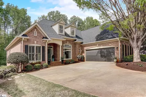 301 Limerick Ct, Simpsonville, SC 29681