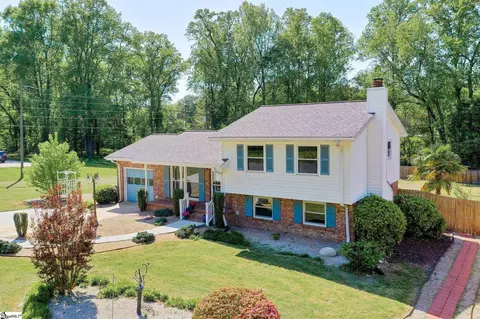 115 Montclair Rd, Mauldin, SC 29662