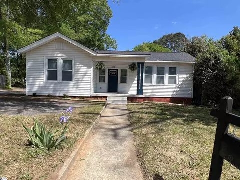 1213 White St, Anderson, SC 29624