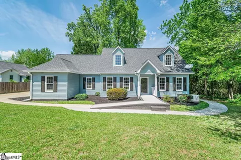 3 Mizzenmast Ct, Greenville, SC 29617