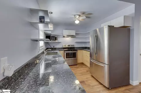 Kitchen - 116 Cedar Creek Cir, Central, SC 29630 photo 3 of 5