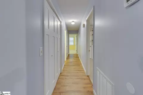 Entry Way - 116 Cedar Creek Cir, Central, SC 29630 photo 3 of 4