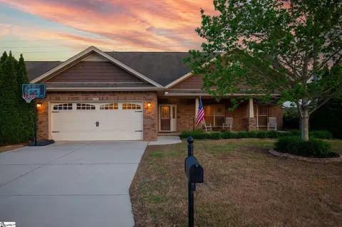 200 Reedy Springs Ln, Greenville, SC 29605