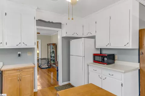 Kitchen - 1988 Earls Bridge Rd, Easley, SC 29640 photo 1 of 5