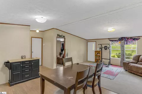 2018 Earls Bridge Rd, Easley, SC 29640 photo 13