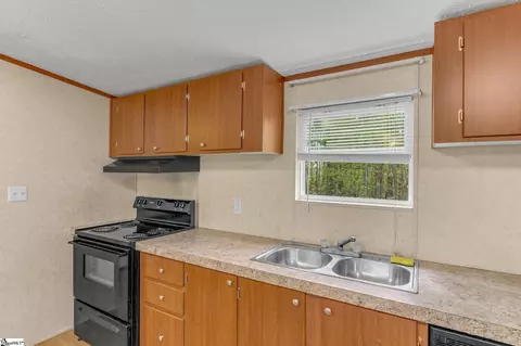 2018 Earls Bridge Rd, Easley, SC 29640 photo 12