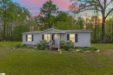 2018 Earls Bridge Rd, Easley, SC 29640