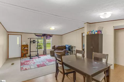 2018 Earls Bridge Rd, Easley, SC 29640 photo 14