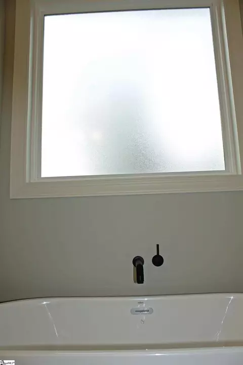 Bath - 60 Dendy St, Pelzer, SC 29669 photo 3 of 7