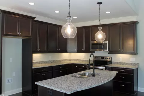 Kitchen - 60 Dendy St, Pelzer, SC 29669 photo 4 of 5