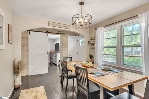 Dining - 203 Oakfield Ave, Easley, SC 29640 photo 3 of 3