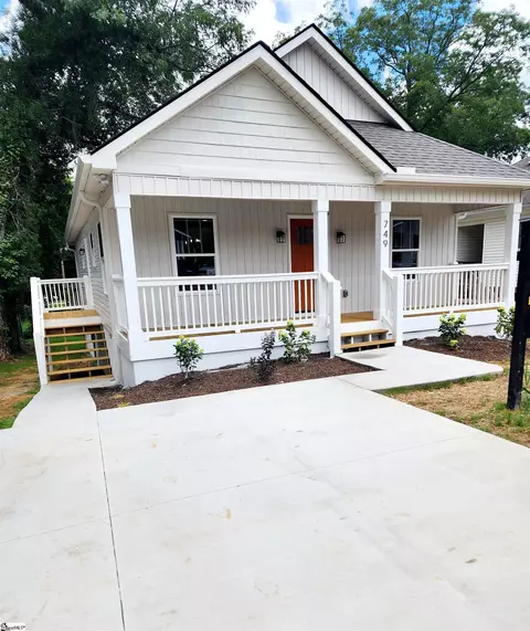 749 Fulton Ave, Spartanburg, SC 29303
