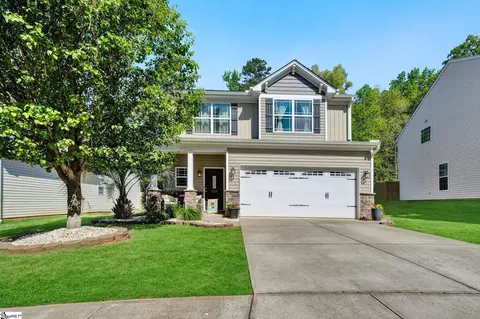 Exterior - 220 Kylemore Ln, Greer, SC 29650 photo 7 of 12