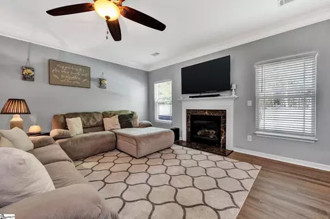 Living - 220 Kylemore Ln, Greer, SC 29650 photo 1 of 4
