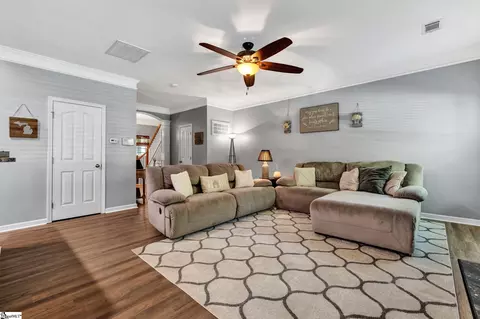 Living - 220 Kylemore Ln, Greer, SC 29650 photo 2 of 4