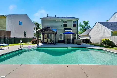 Exterior - 220 Kylemore Ln, Greer, SC 29650 photo 3 of 12