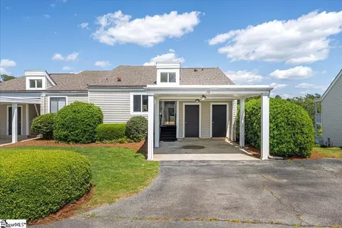16 Royal Oak Dr, Greenwood, SC 29649