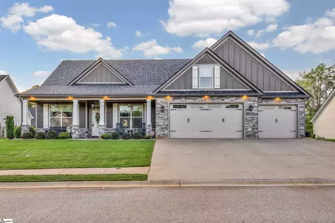 143 Southern Oaks Dr, Inman, SC 29349