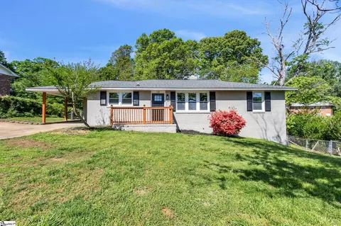 10 Shamrock Cir, Greenville, SC 29611