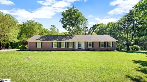 153 Dewey Rd, Greer, SC 29651