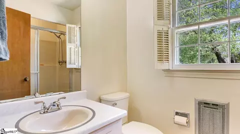 Bath - 153 Dewey Rd, Greer, SC 29651 photo 3 of 5
