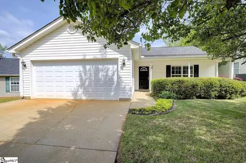 318 W Bushy Hill Dr, Duncan, SC 29334