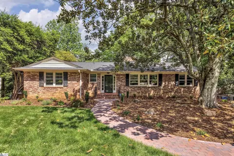 213 Boxwood Ave, Greenville, SC 29601
