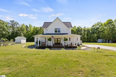 Exterior - 325 Flatrock Rd, Honea Path, SC 29654 photo 1 of 6