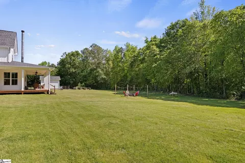 Exterior - 325 Flatrock Rd, Honea Path, SC 29654 photo 4 of 6