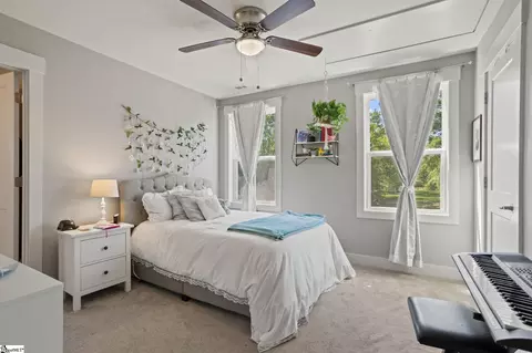 Bedroom - 325 Flatrock Rd, Honea Path, SC 29654 photo 3 of 5