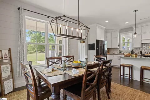 Dining - 325 Flatrock Rd, Honea Path, SC 29654 photo 1 of 1