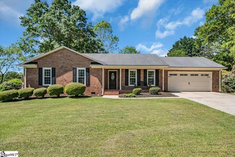 605 Hedgewood Ter, Greer, SC 29650