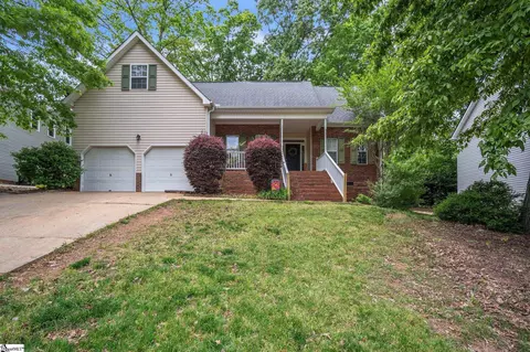 15 Angel Wing Ct, Taylors, SC 29687