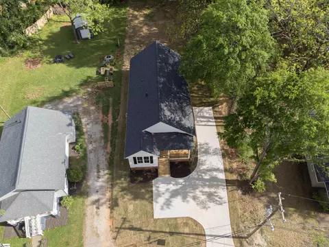 View/Area - 208 E Bearden St, Greer, SC 29651 photo 1 of 2