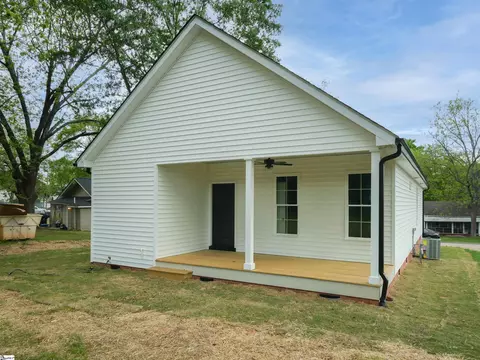 Exterior - 208 E Bearden St, Greer, SC 29651 photo 6 of 6