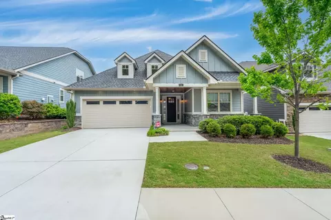8 Cromarty Ln, Simpsonville, SC 29681