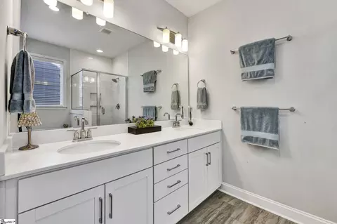 Bath - 303 Townsend Ave, Greer, SC 29651 photo 1 of 4