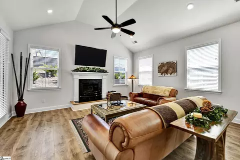 Living - 303 Townsend Ave, Greer, SC 29651 photo 2 of 3
