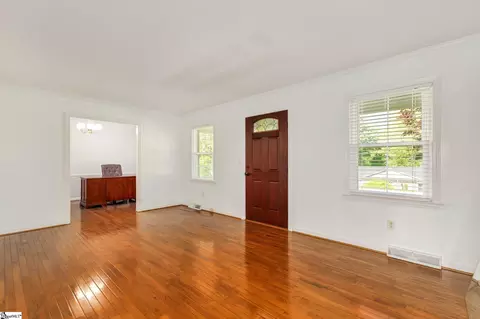 311 Longview Ter, Easley, SC 29642 photo 4