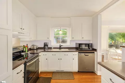 311 Longview Ter, Easley, SC 29642 photo 9