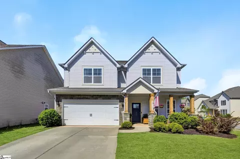 802 Deepwood Ct, Boiling Springs, SC 29316