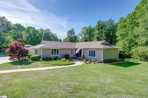 205 Redcliffe Rd, Greenville, SC 29615