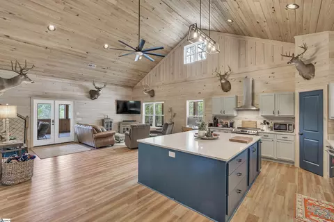 Kitchen - 1249 Riley Rd, Buffalo, SC 29321 photo 1 of 4