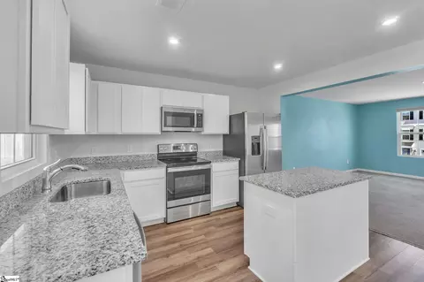 Kitchen - 246 Brooklane Ct, Easley, SC 29642 photo 2 of 2