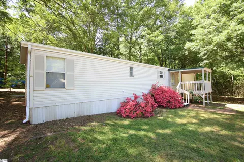 102 Brookview Cir, Pelzer, SC 29669