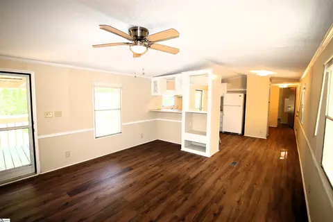 102 Brookview Cir, Pelzer, SC 29669 photo 9