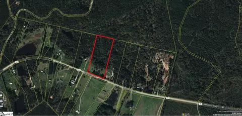 5815 Whitmire Hwy, Clinton, SC 29325