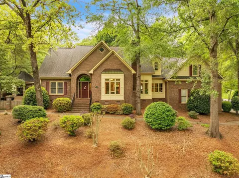 204 Deer Springs Ln, Simpsonville, SC 29680