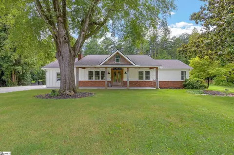 508 Forest Dr, Landrum, SC 29356