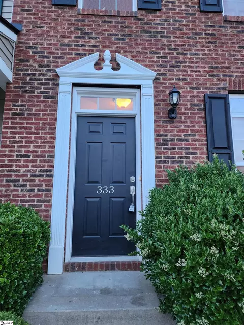 333 Intrepid Ct, Greer, SC 29650 photo 3